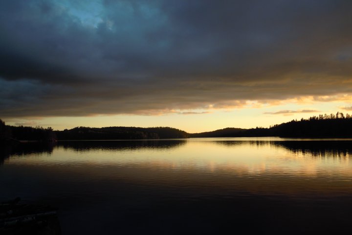 Scandtrack Kanutour Schweden DunkleWolken