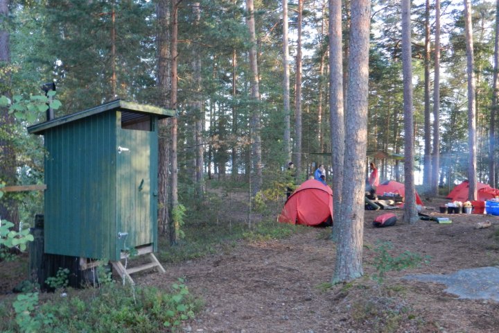 Scandtrack Kanutour Schweden 1LagerplatzmitKlohuschen