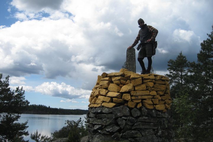Scandtrack Kanutour Schweden 11TrollnDerGrenzsteinaufTrolln