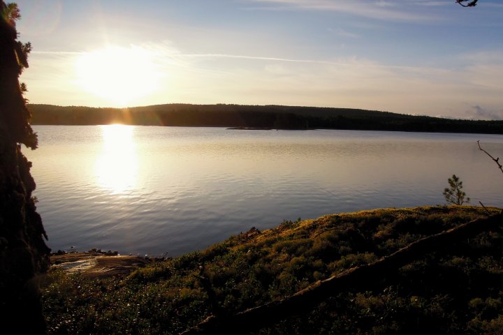 Scandtrack Kanutour Schweden 17FrhstckmitMorgensonne