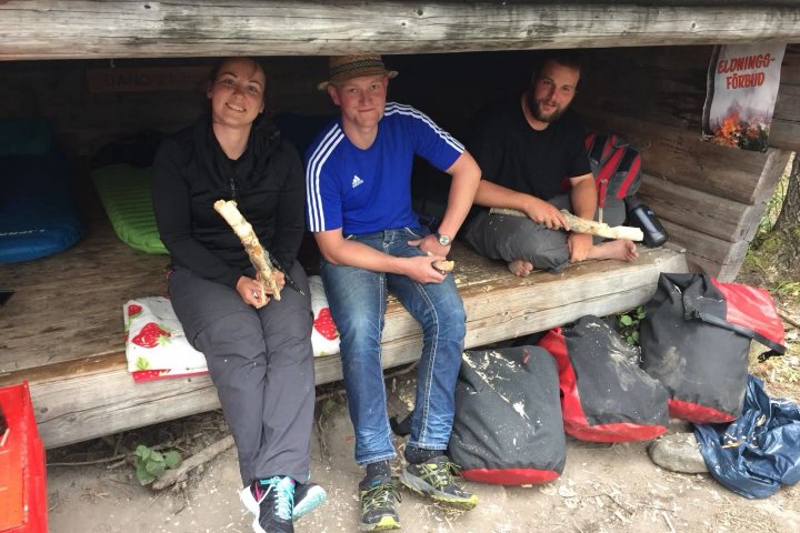 Scandtrack Kanutour Schweden 1Holzschnitzen
