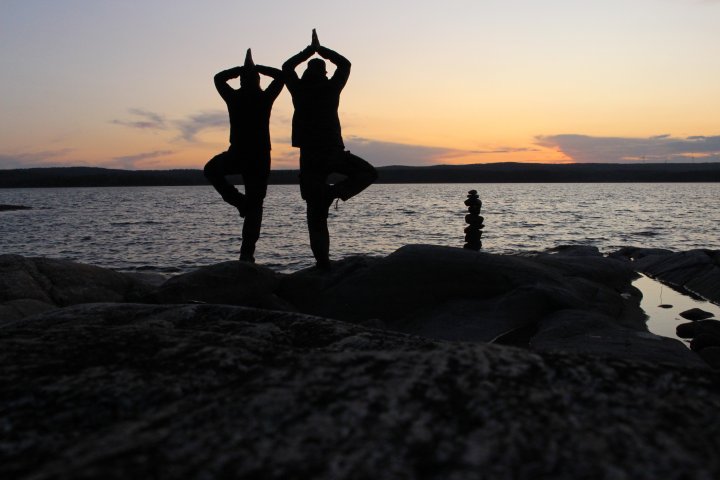 Scandtrack Kanutour Schweden 12YogaunddenSonnenunterganggenieen