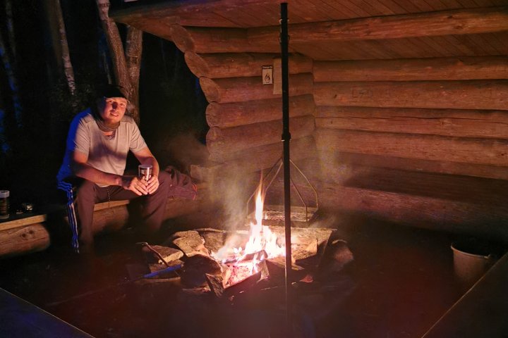 Scandtrack Kanutour Schweden 009Lagerfeuer