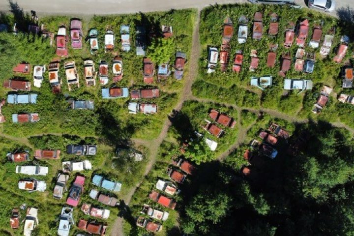 Scandtrack Kanutour Schweden Autofriedhof
