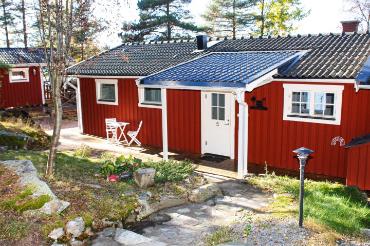 Scandtrack Kanutour Schweden 18---Main-house-and-guesthouse-backside