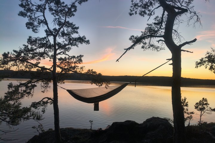 Scandtrack Kanutour Schweden Haengemattesonnenuntergang