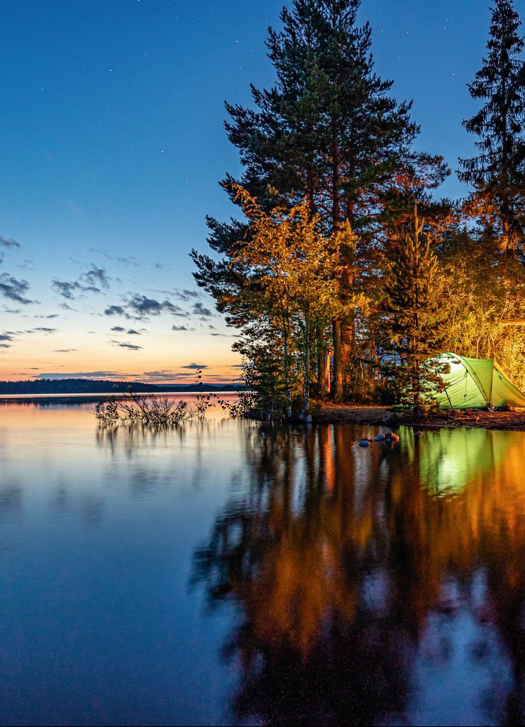 Scandtrack Kanutour Schweden zelt-wasser-hoch